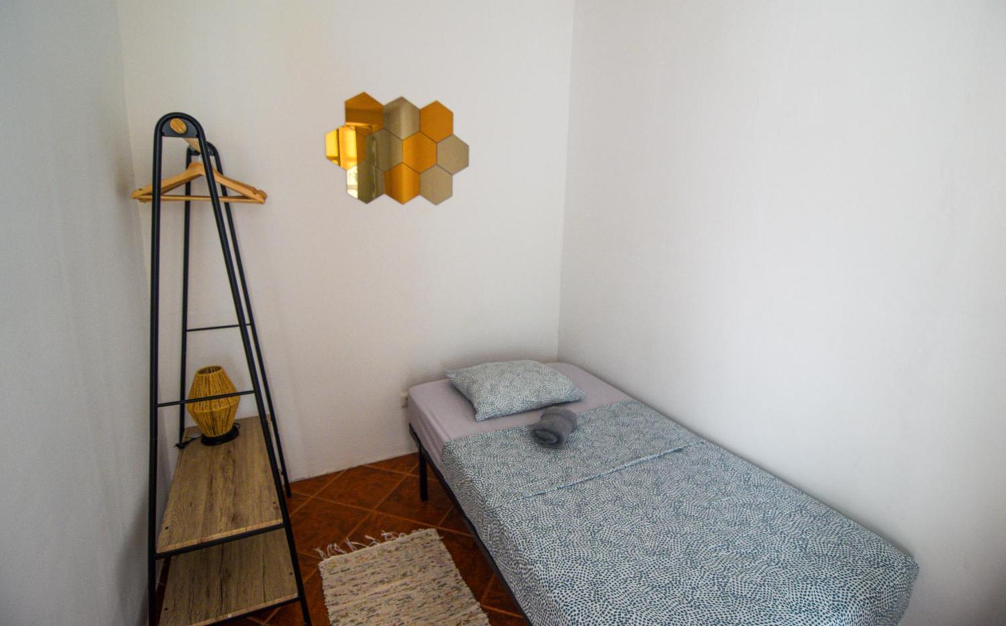 Shared Apartment With Bright Private Patio In Lisboa Buitenkant foto